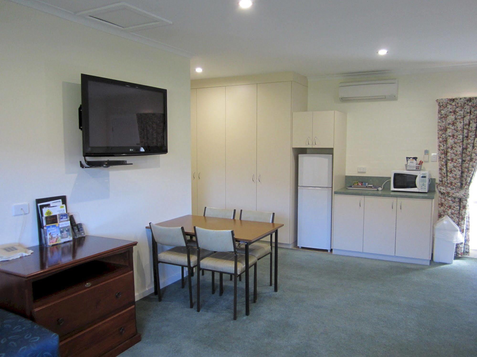 Snowgum Motel Mount Beauty Extérieur photo