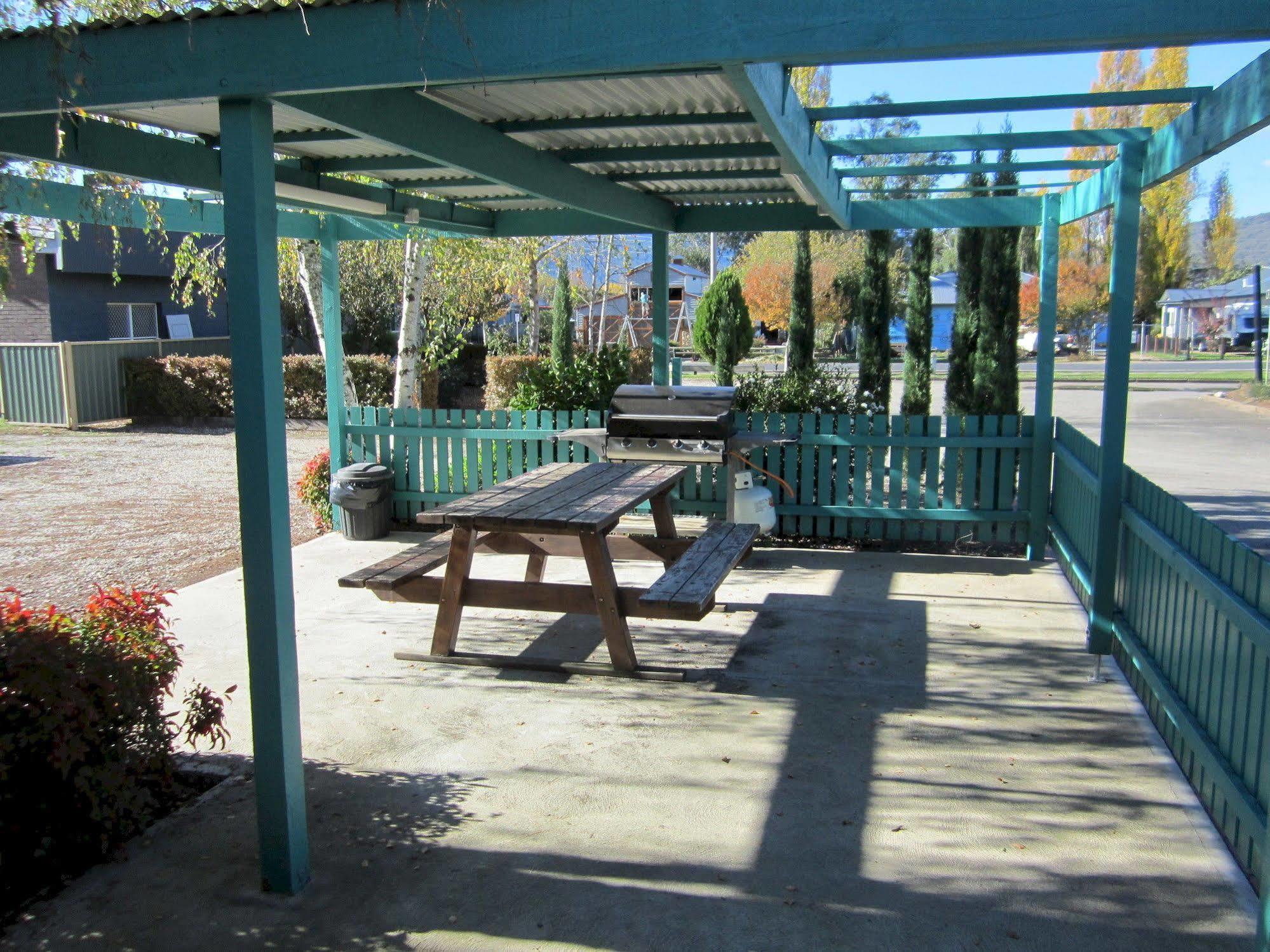 Snowgum Motel Mount Beauty Extérieur photo